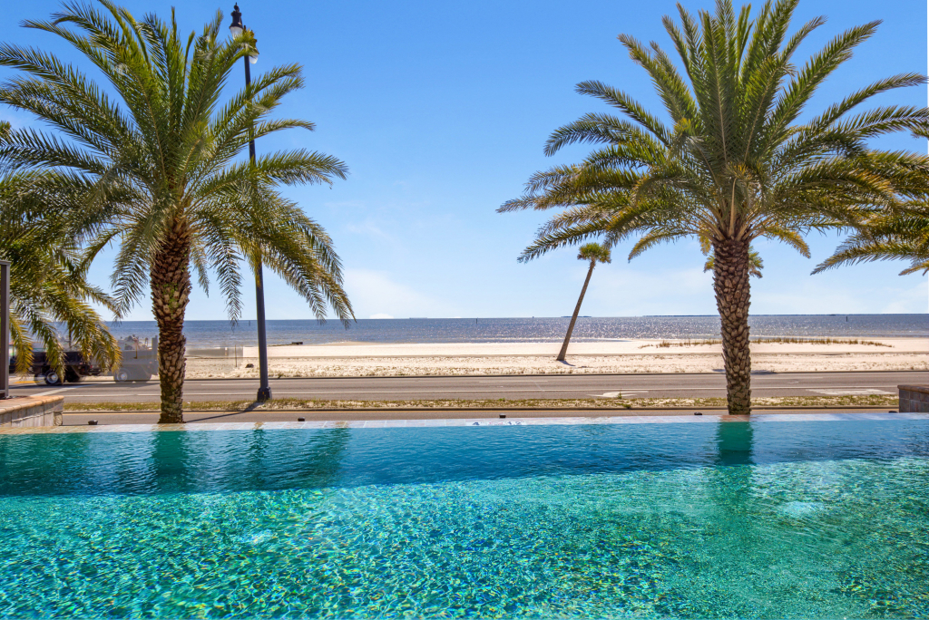 Holiday Inn Express - Gulfport Beach by IHG