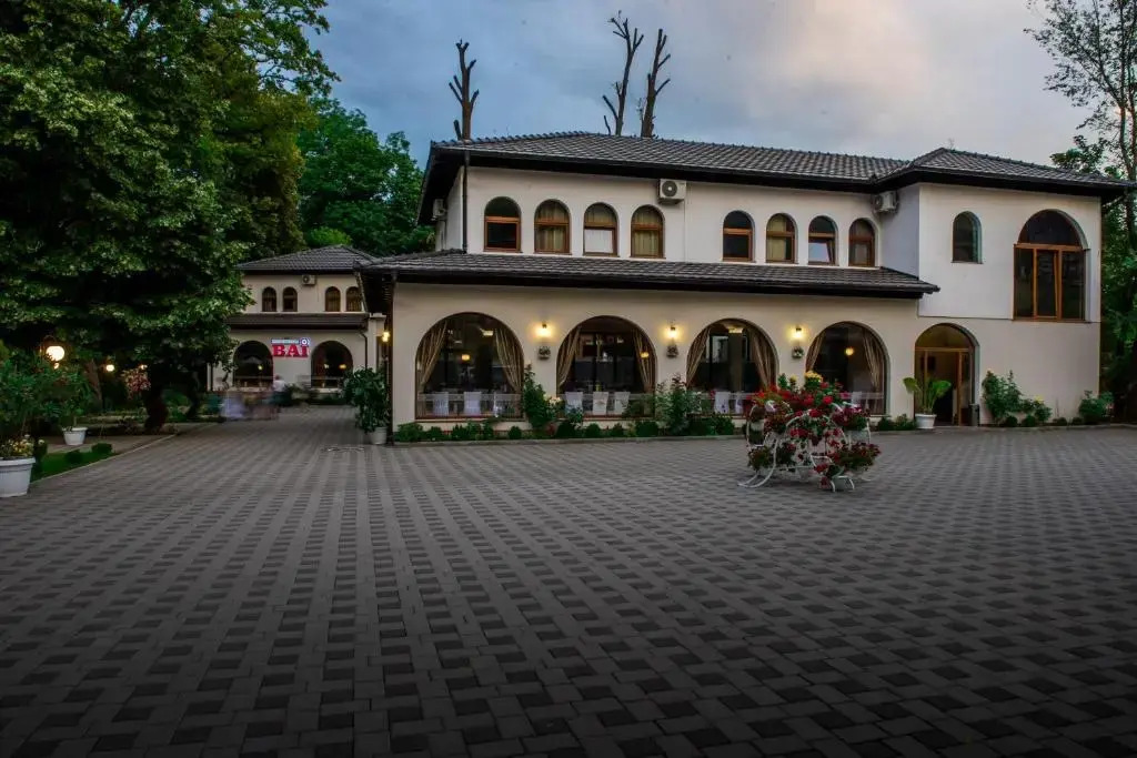 Hotel Camp Karagaq