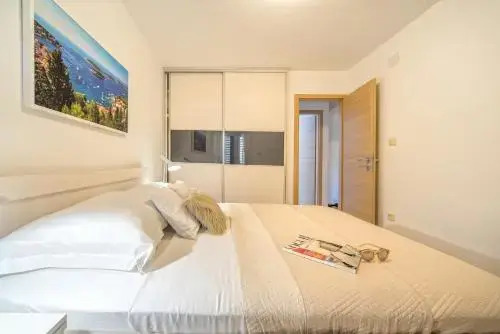 Apartments Lea