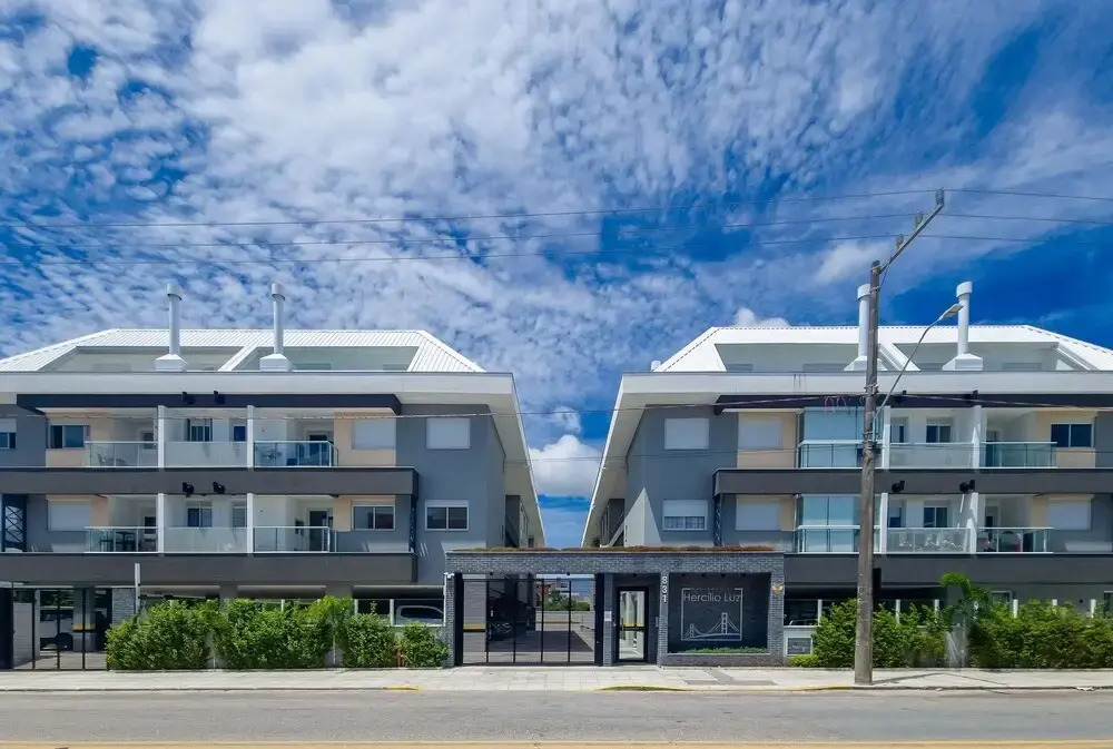 Modern apt With Pool and hot Tub! Rhl0305