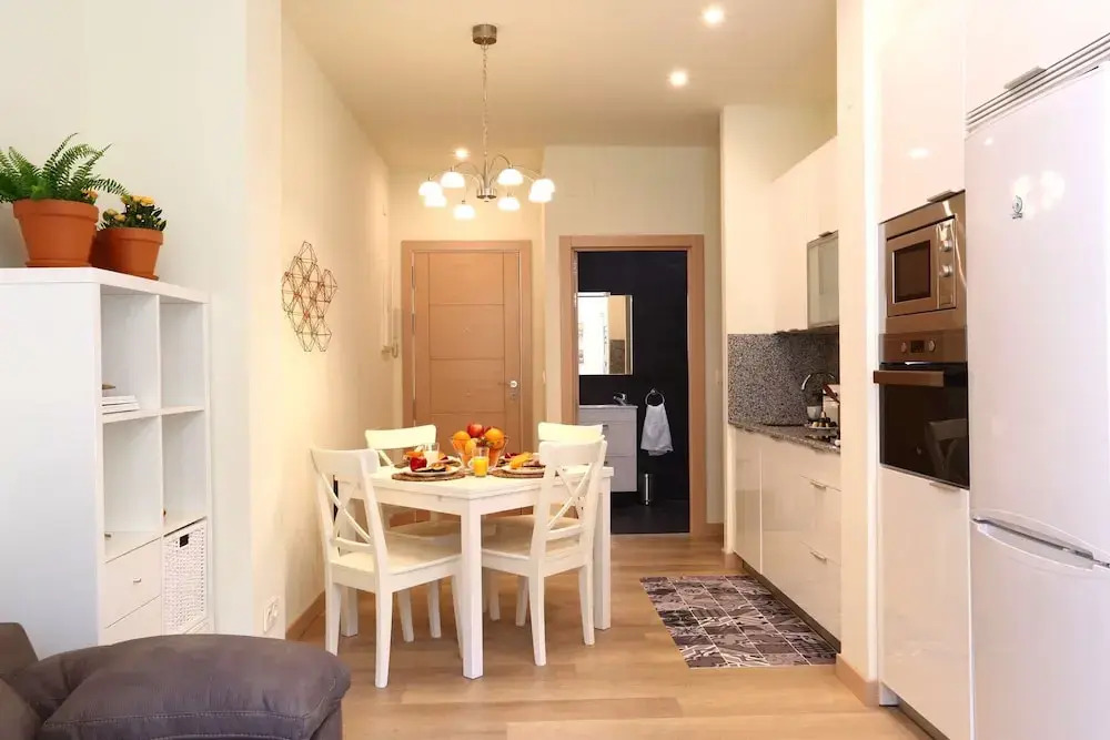 Bartolome Suite Apartment
