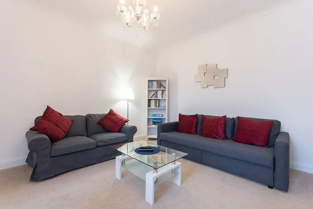 Glebe Street Apartment