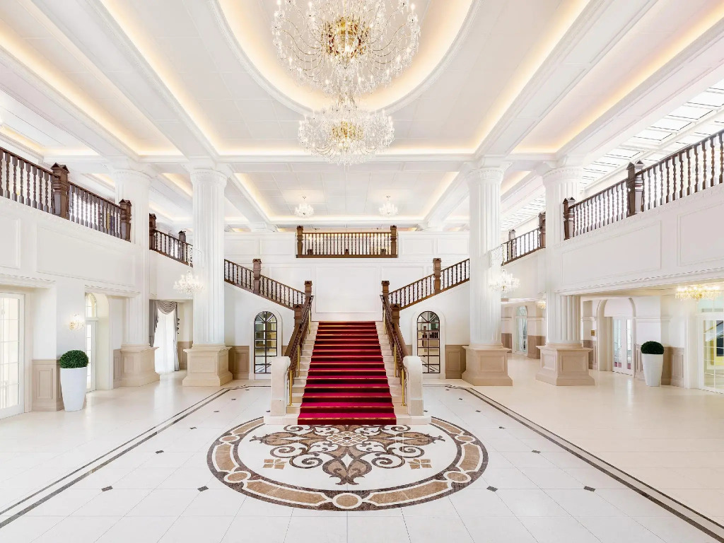 Takarazuka Hotel