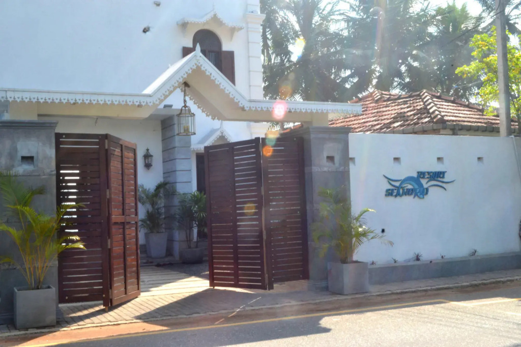 Sea World Boutique Hotel