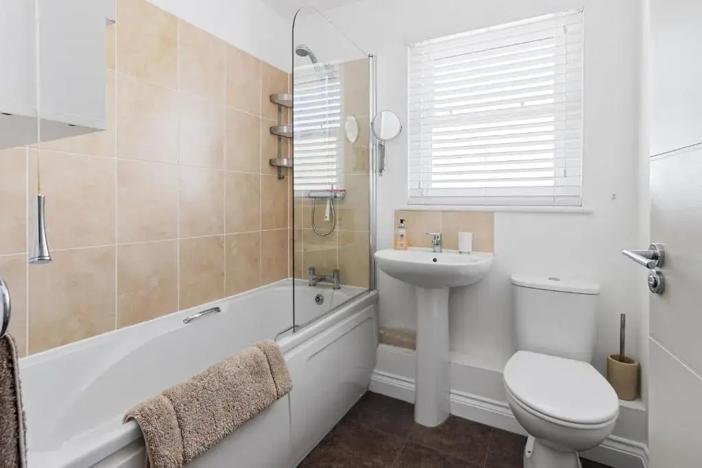 A modern and cosy apartment just yards from Brixham’s bustling harbourside