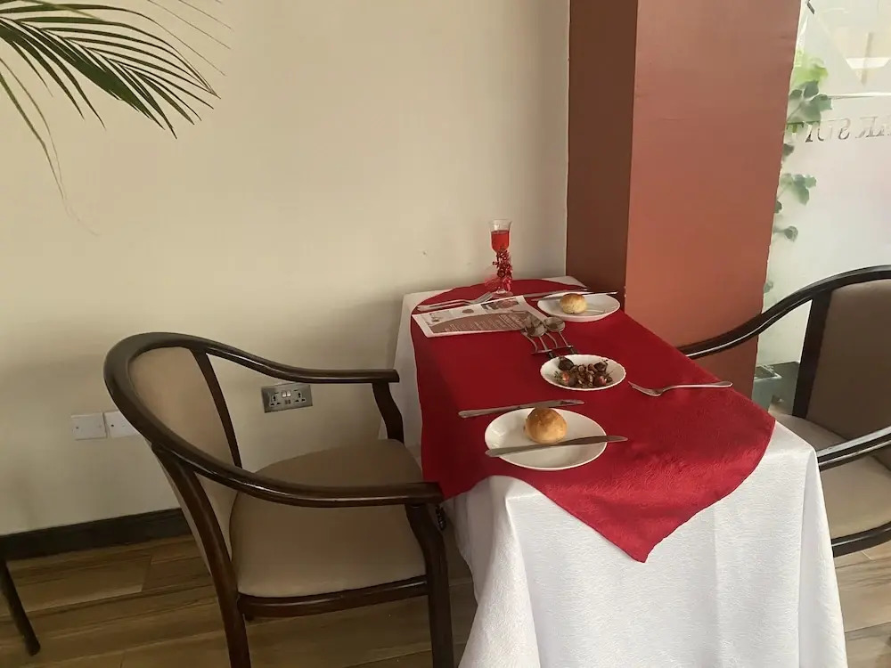 Hemak Suites