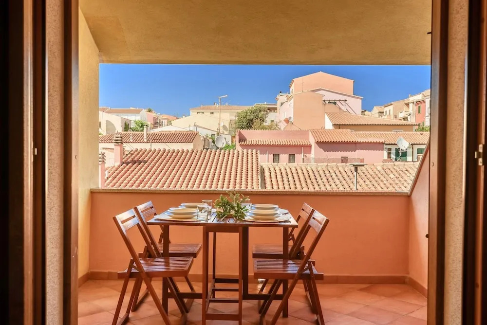 Residence con piscina a 300 mt dal mare
