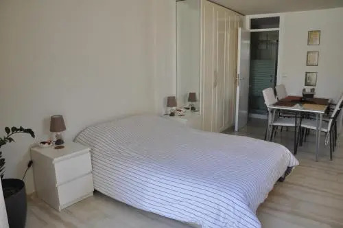 Cosy Studio with Garden / Individual apartment