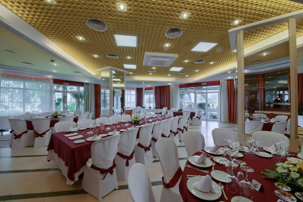 Hotel Puerto Bahía & Spa