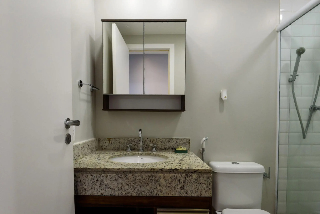 Apartamento C/ Piscina E Garagem | Fl 960/520