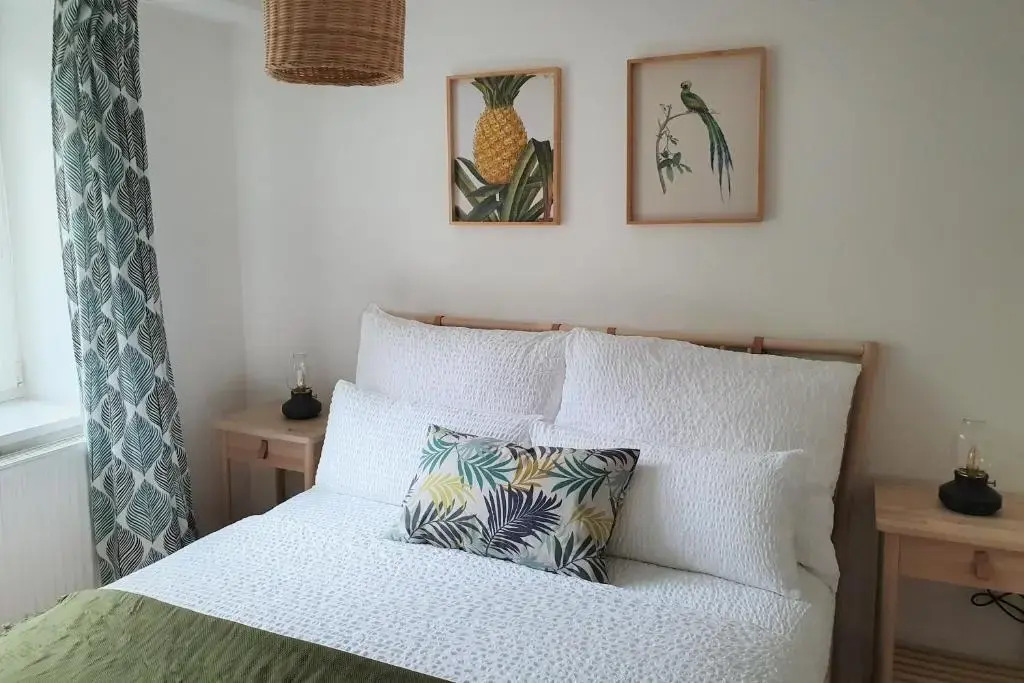 PB Ferienwohnungen - FeWo 1 - Stilvoll eingerichtetes Apartment im Herzen Senftenbergs