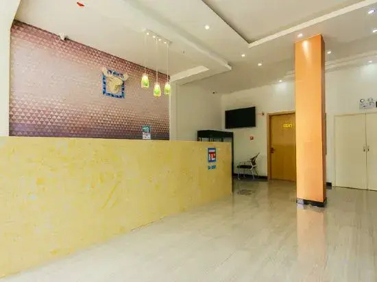 Yueke Hotel (Zhengzhou Zichen Road South 3rd Ring Road Subway Station)