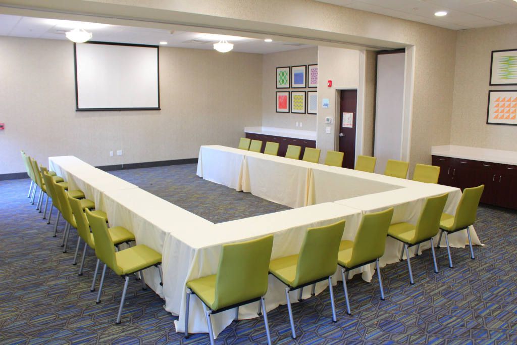 Holiday Inn Express Hotel & Suites Napa Valley-American Canyon by IHG