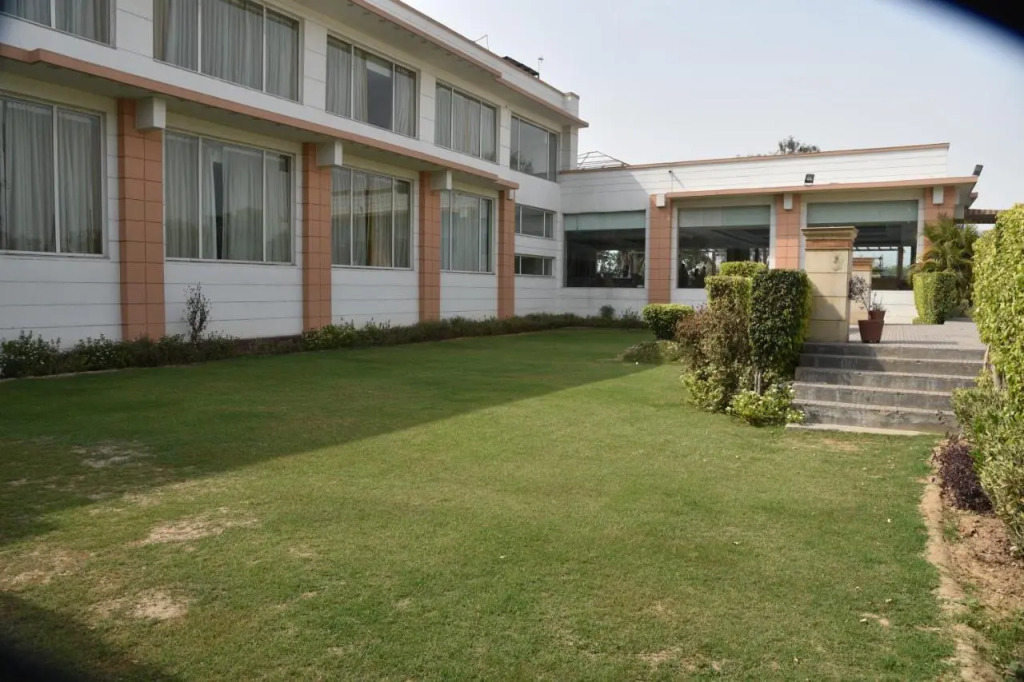 Opulent by Udman Chhattarpur