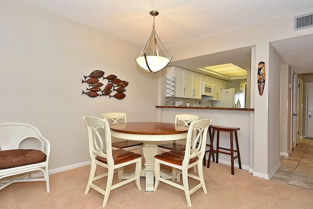 Land's End 402 Building 7 Fully Updated / Beachfront Condo!