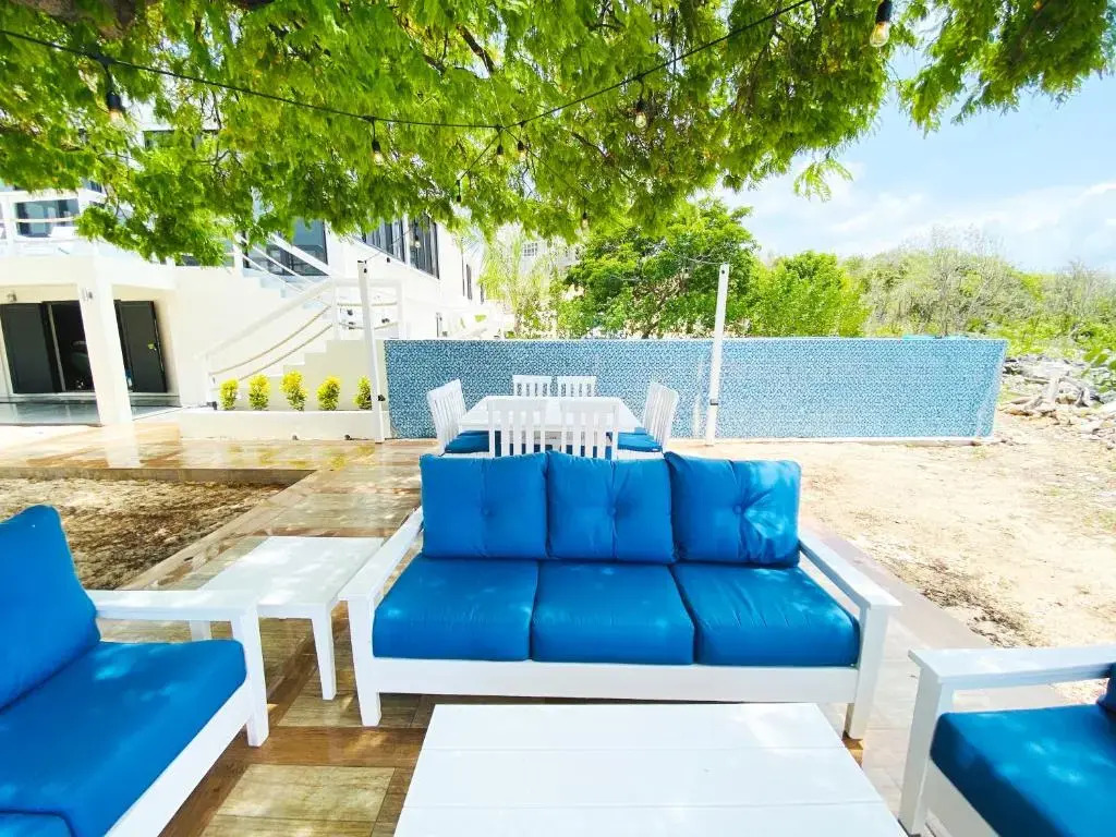 Sandcastle Villa & Beach House
