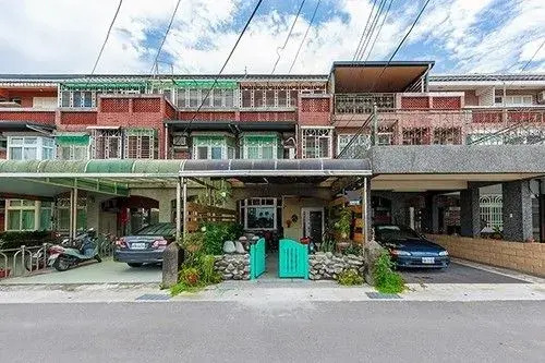 Seasons Addict B&B