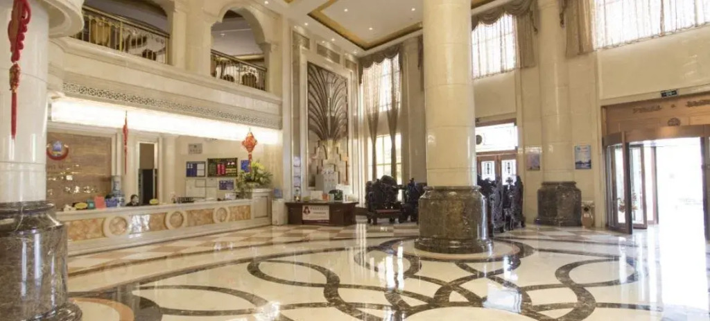 Rui Zhi Hotel