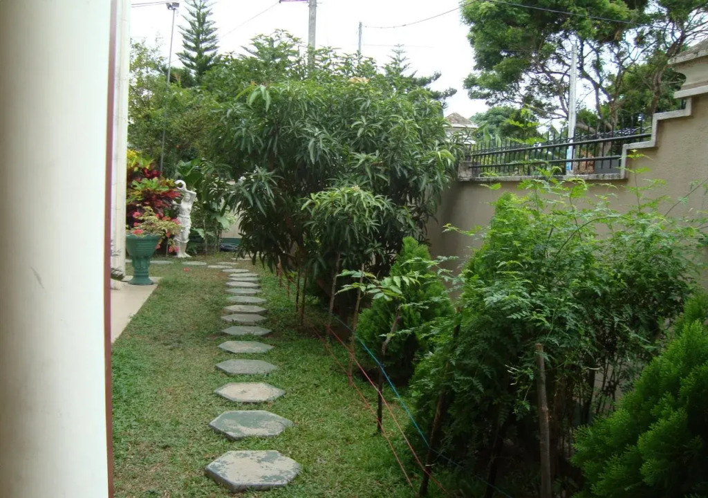 Namesh Hotel