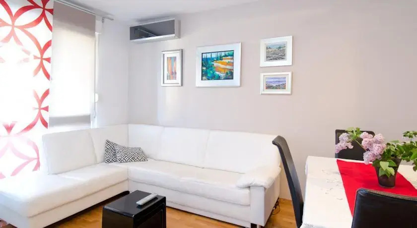 Apartment Vila Velebita