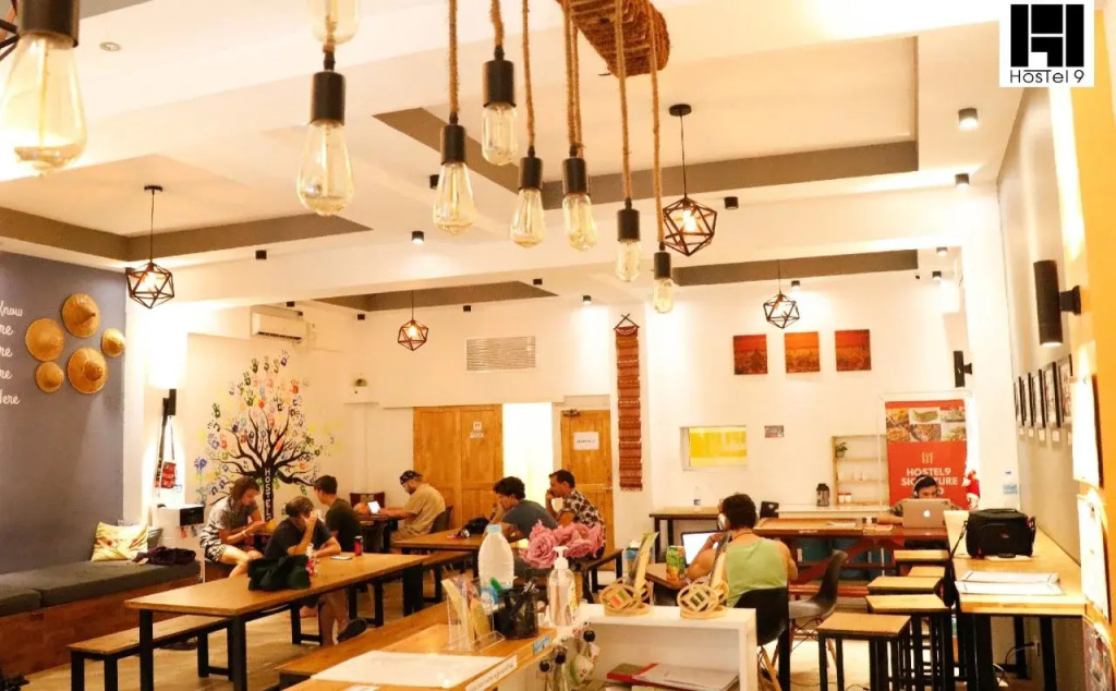 Hostel 9