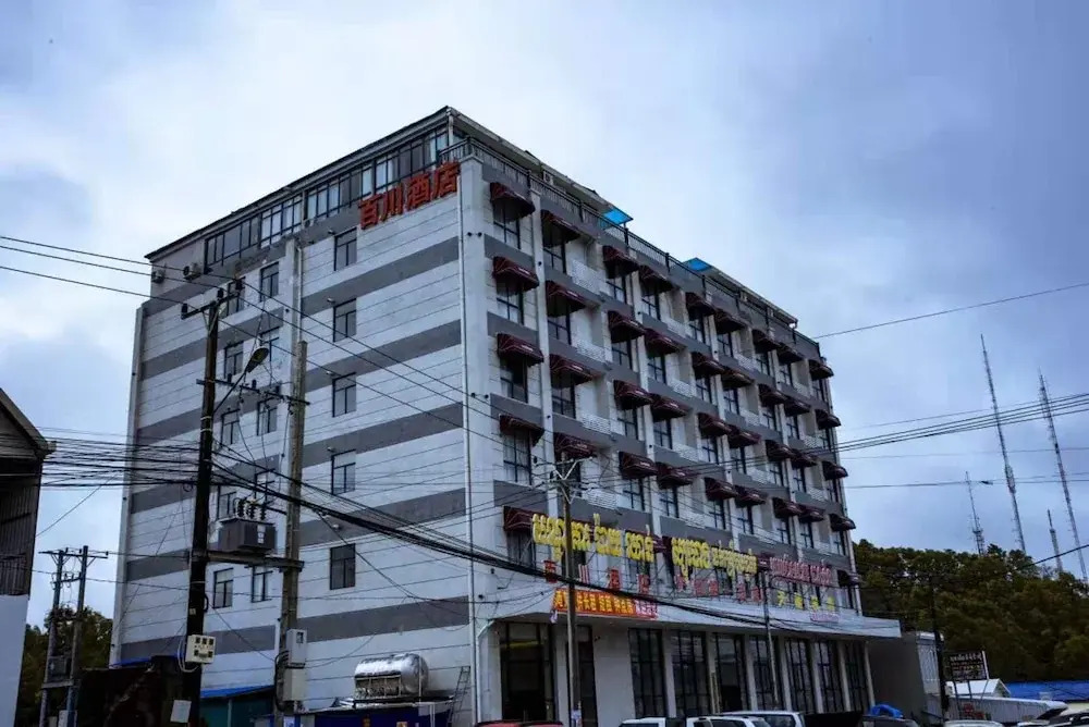 Bai Chuan Hotel