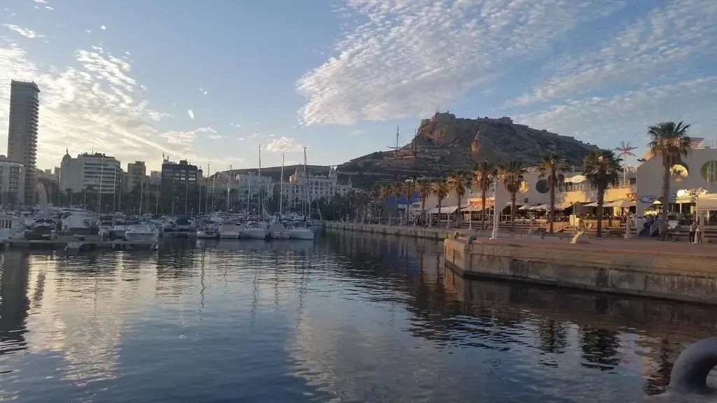 Apartamento Deluxe Playa Alicante