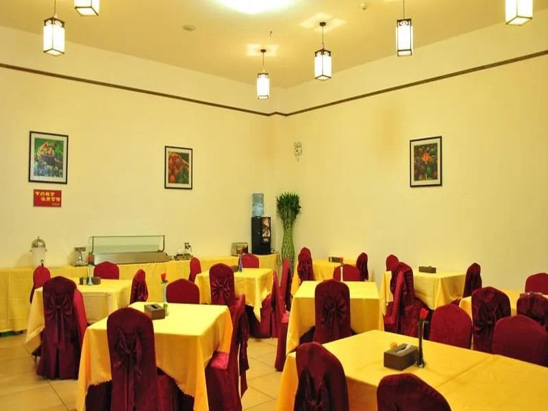 Shenglong Hotel