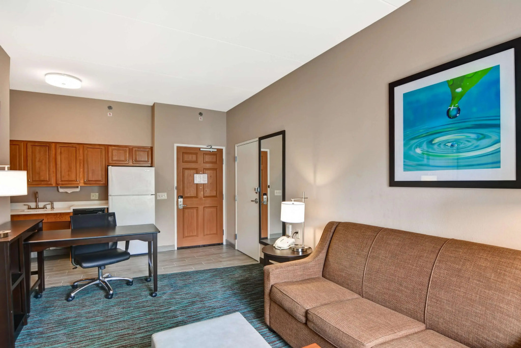 Homewood Suites by Hilton Aurora Naperville
