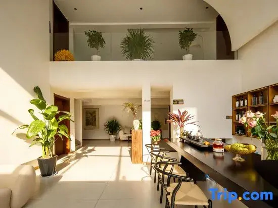 MOUNTAIN•DESIGNE Oxygen-rich Scenic Stay (Moonlight Square, Dukezong Ancient Town)