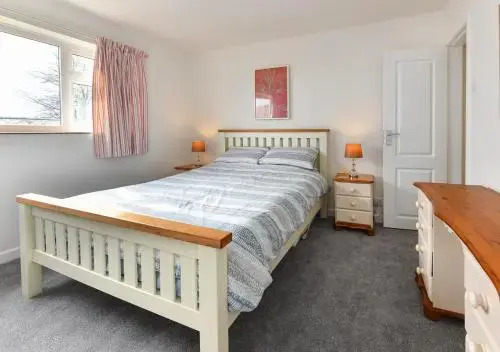 3 Bed in Pwllheli oc-16glyn