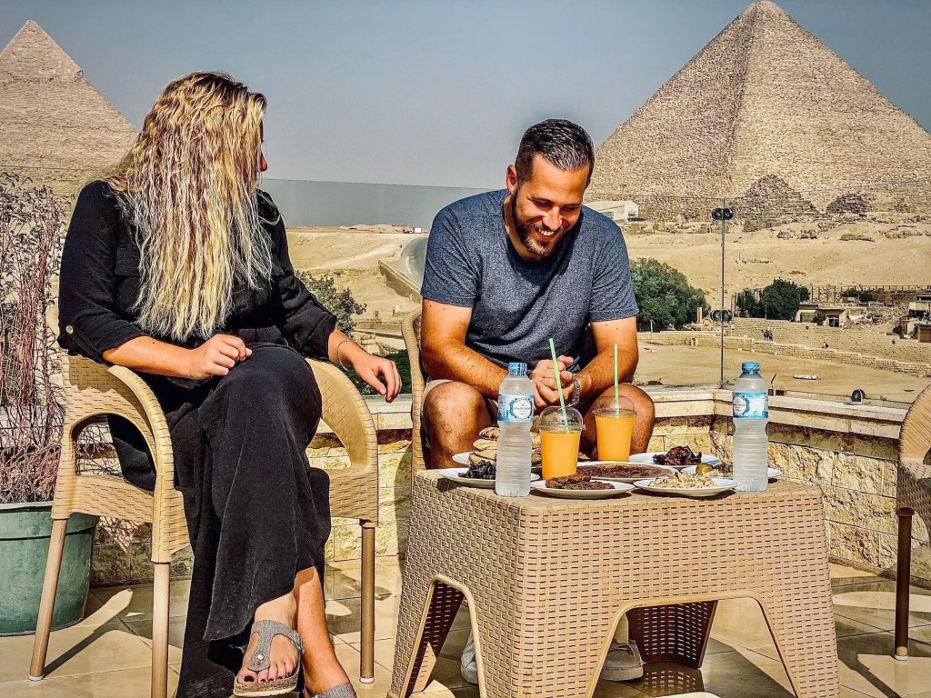 Sahara Pyramids Inn