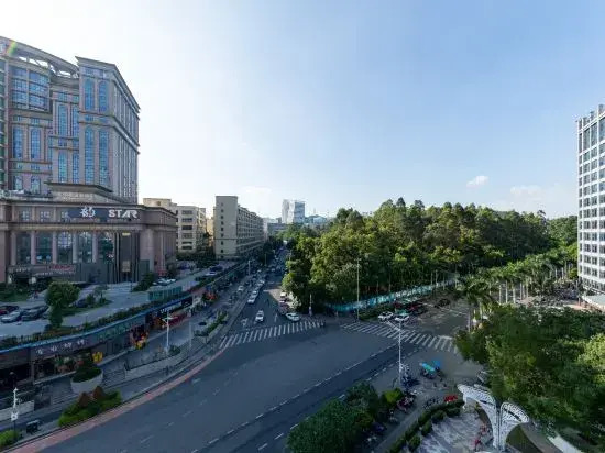 Shenzhen Jinxing Business Hotel (Dalang Commercial Area)