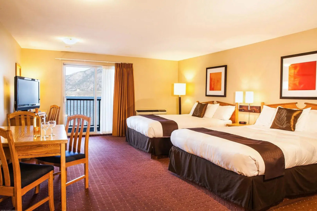 Coast Osoyoos Beach Hotel