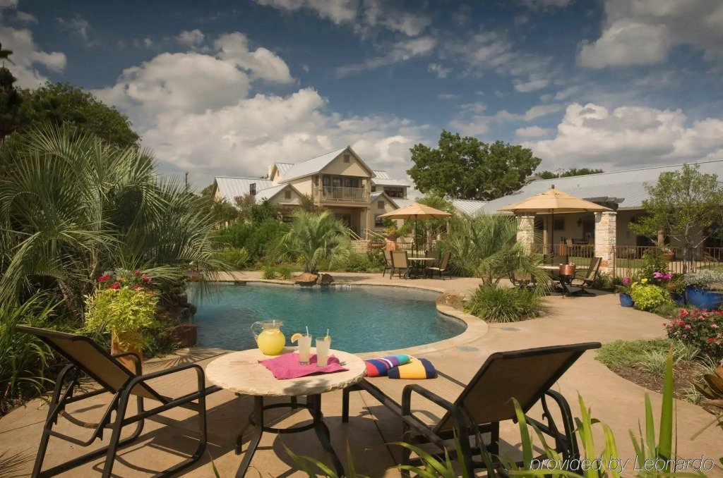 Inn on Lake Granbury a Boutique Hotel
