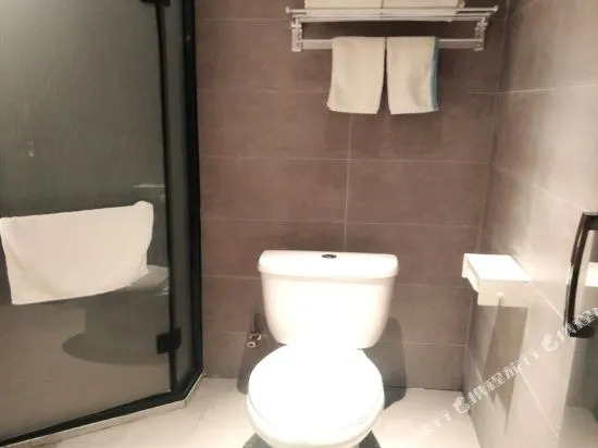 HanTing Hotel (Yancheng Funing County Government Shanghai Road)