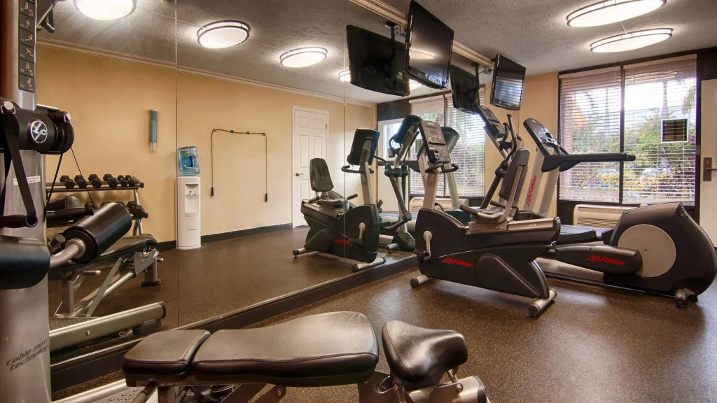 Spark by Hilton Sarasota Siesta Key Gateway
