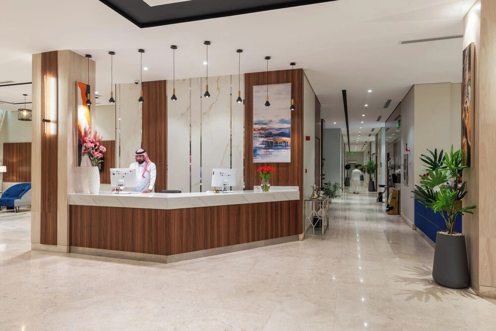 Al Qasr Corniche