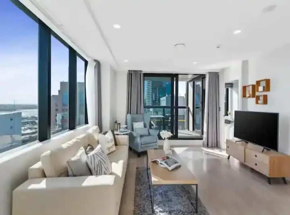 Just opposite to Skytower 2 Bedroom 2 Bathroom apartment in CBD