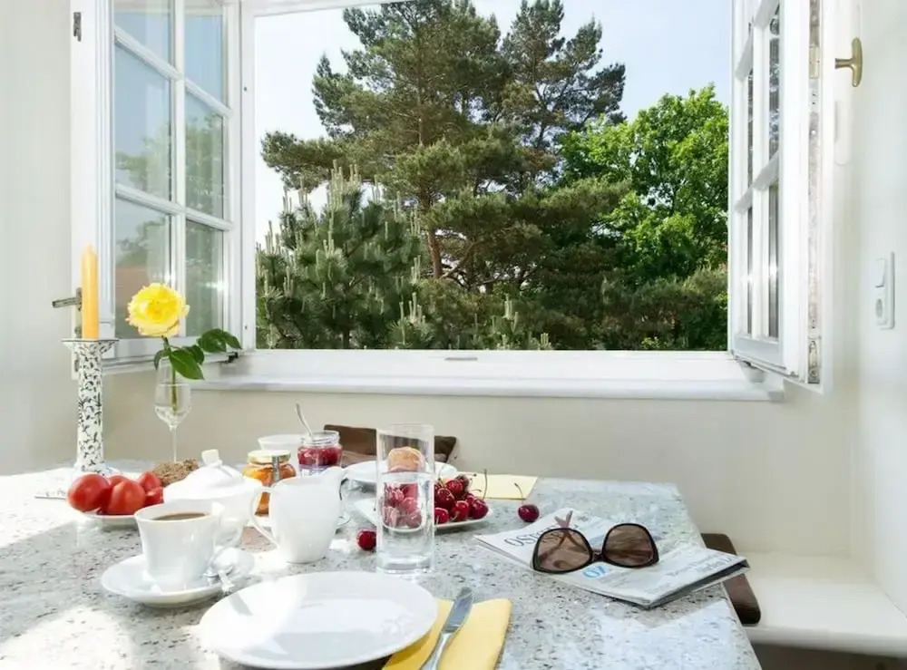 "seashell" Modern Retreat