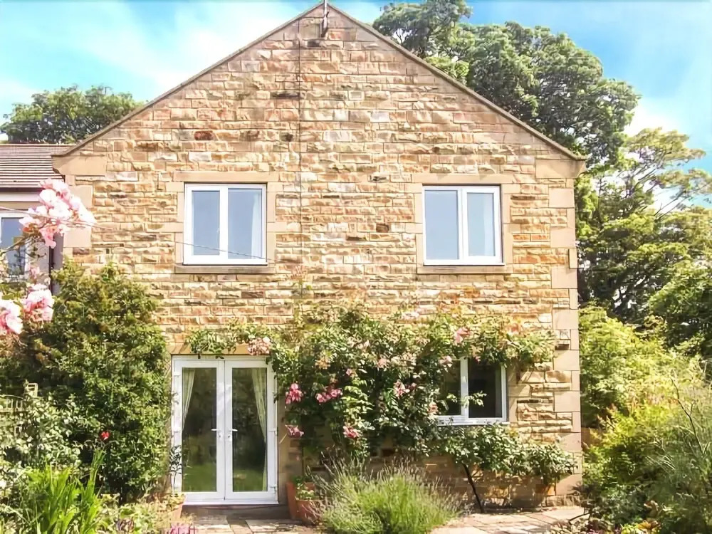 1 Mowbray Court