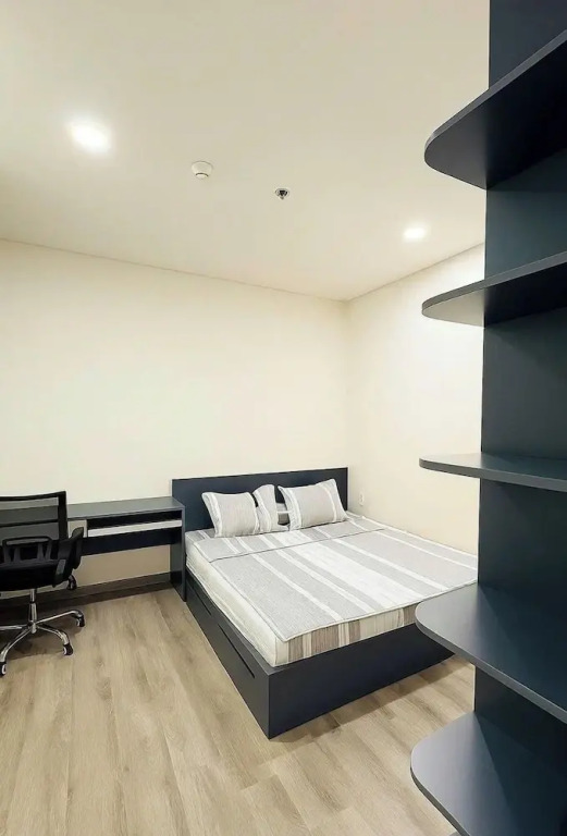 Monarchy Luxury Serviced Apartments - By Charm Homestay Vietnam