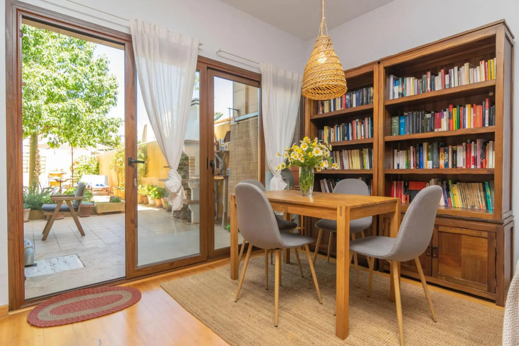 ELS ANGELS - Charming house with private pool Free WiFi