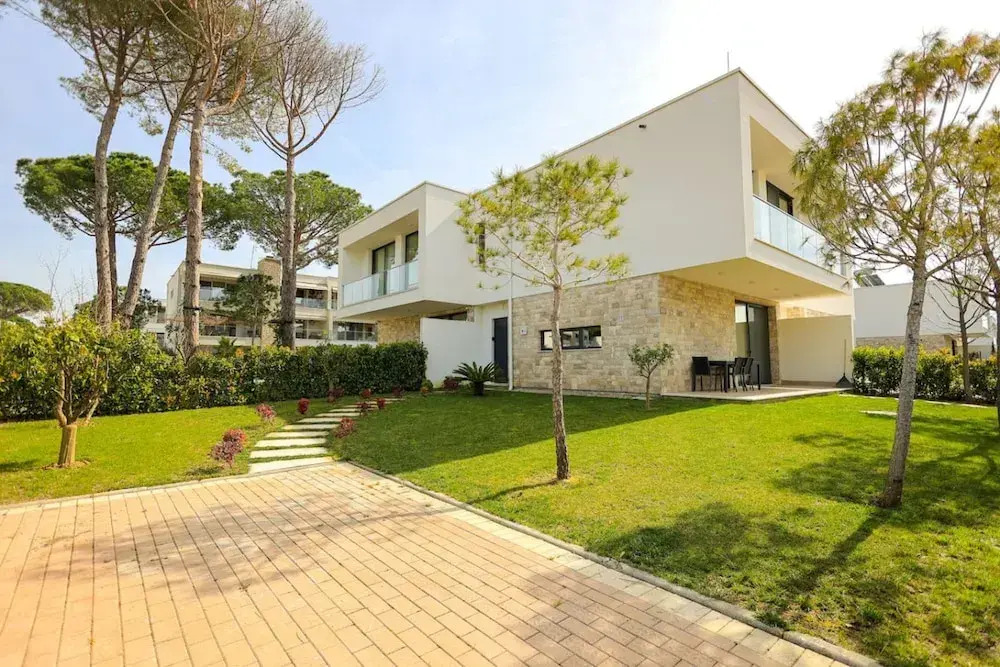 Sanpietro Vacation Villa 008