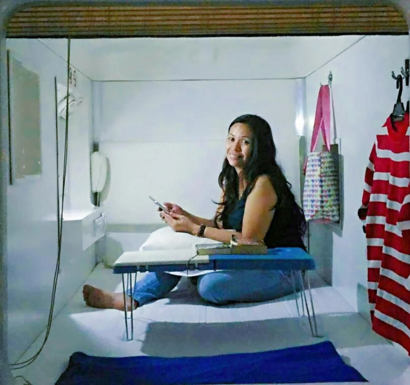 UFO Capsule Hotel