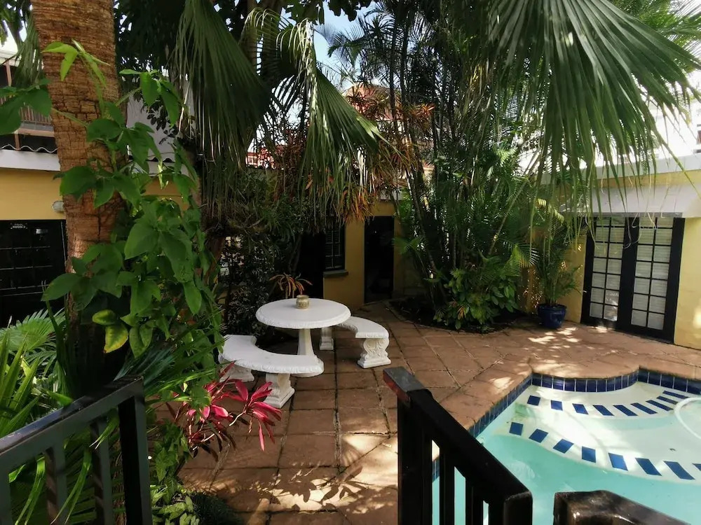 Madeline Grove Bed & Breakfast