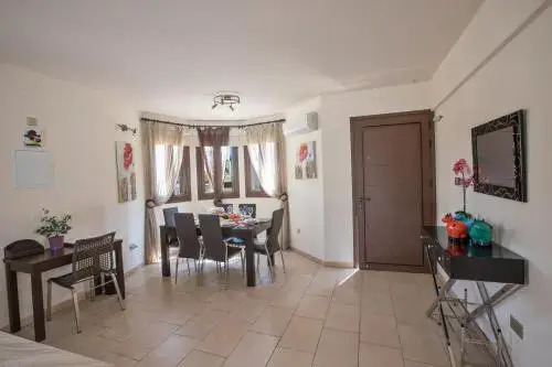 Artemisia Villa