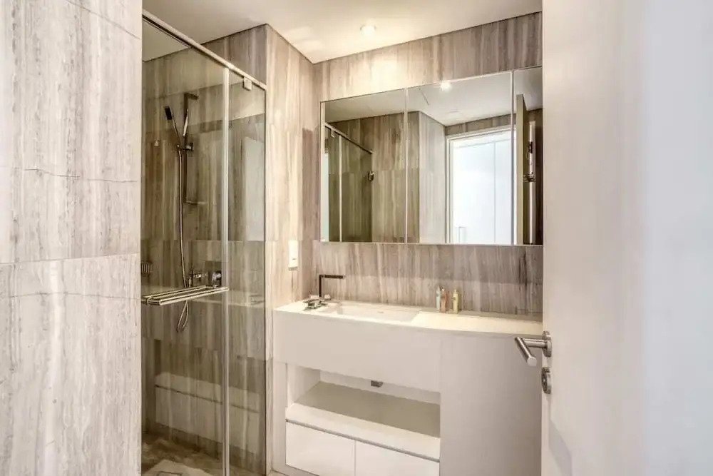 Comfy Studio in D1 Tower With Views of the Creek