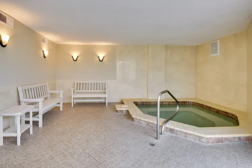Stunning Ocean Views: Daytona Beach Shores Condo