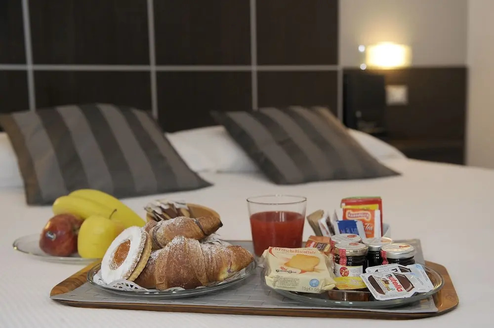 Le M Apartment
